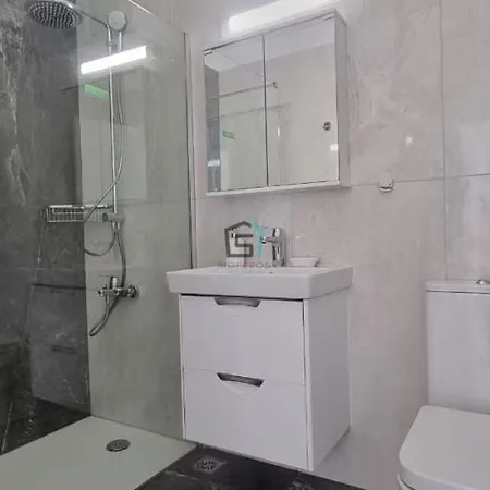 Bright And Newly Furnished 2-bedroom Apartman Limassol
