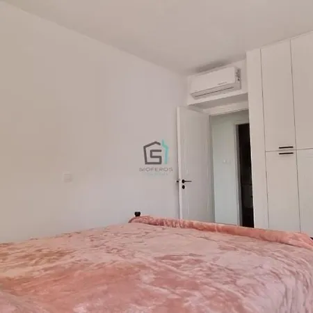 Bright And Newly Furnished 2-bedroom Apartman